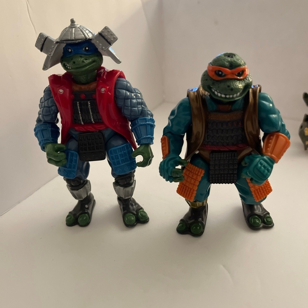 Samurai Leo And Mikey TMNT Movie III Teenage Mutant Ninja Turtle 1993 Figure